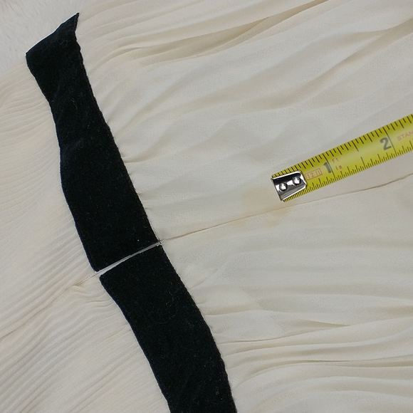 ASOS NWT cream and black pleated dress - Picture 10 of 11